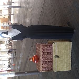 Lily long black dress (size extra large)